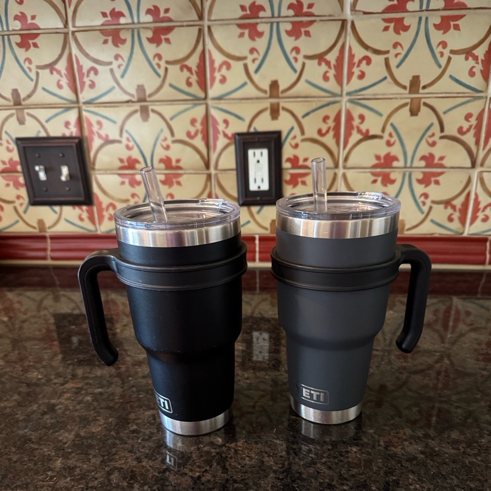 Yeti Pair of 30 oz tumblers with removable handles Black and Gray Gently used.